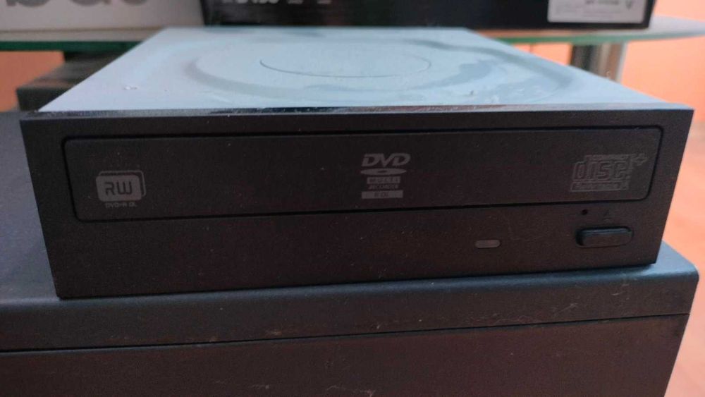 Вътрешно оптично устройство CD/DVD-R -RW