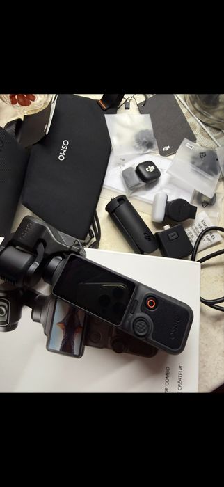 Osmo Pocket 4 creator combo