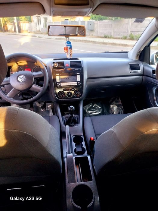 Volkswagen Golf V 1.9TDI 105CP TEAM