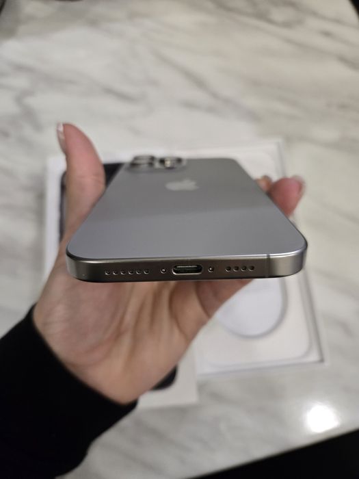 Apple 16 Pro Max 256GB