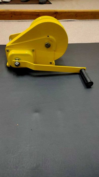 Лебёдка новая недорого