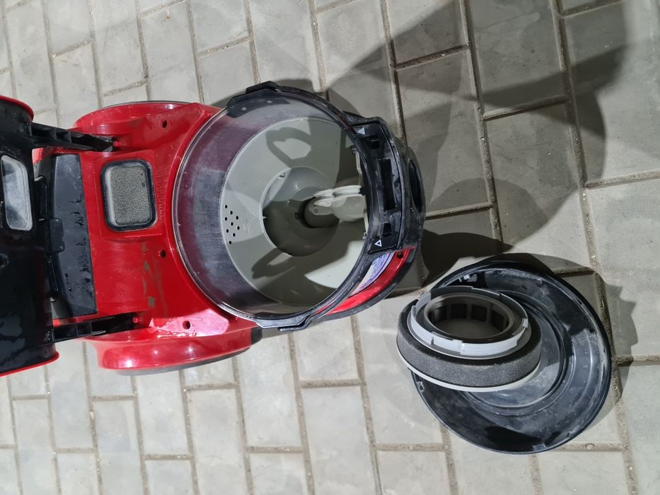 Продам пылесос Philips AquaAction