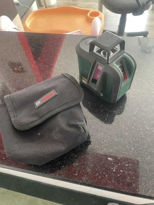 Bosch бош батерия зарядно 18v лазерен нивелир импакт impact 12v