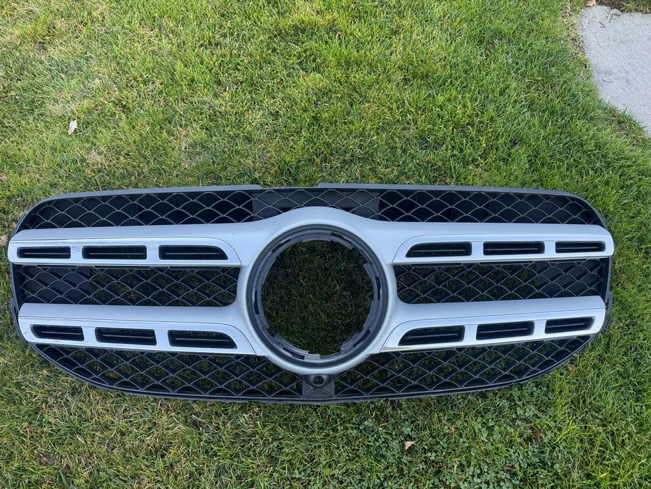 Предна решетка Mercedes GLS X167 AMG line