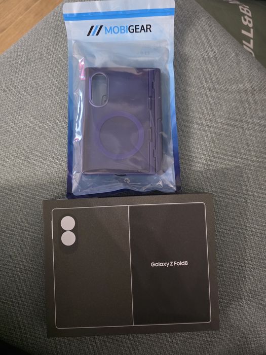 Samsung Z Fold 8