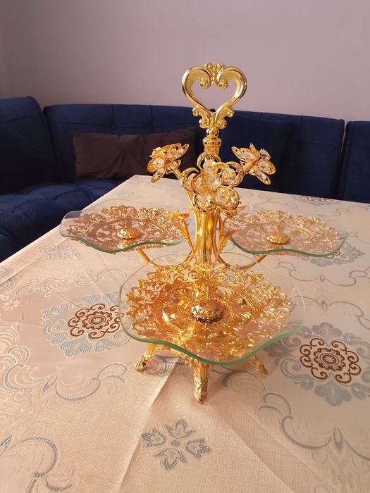 Продам вазу для конфет срочно!