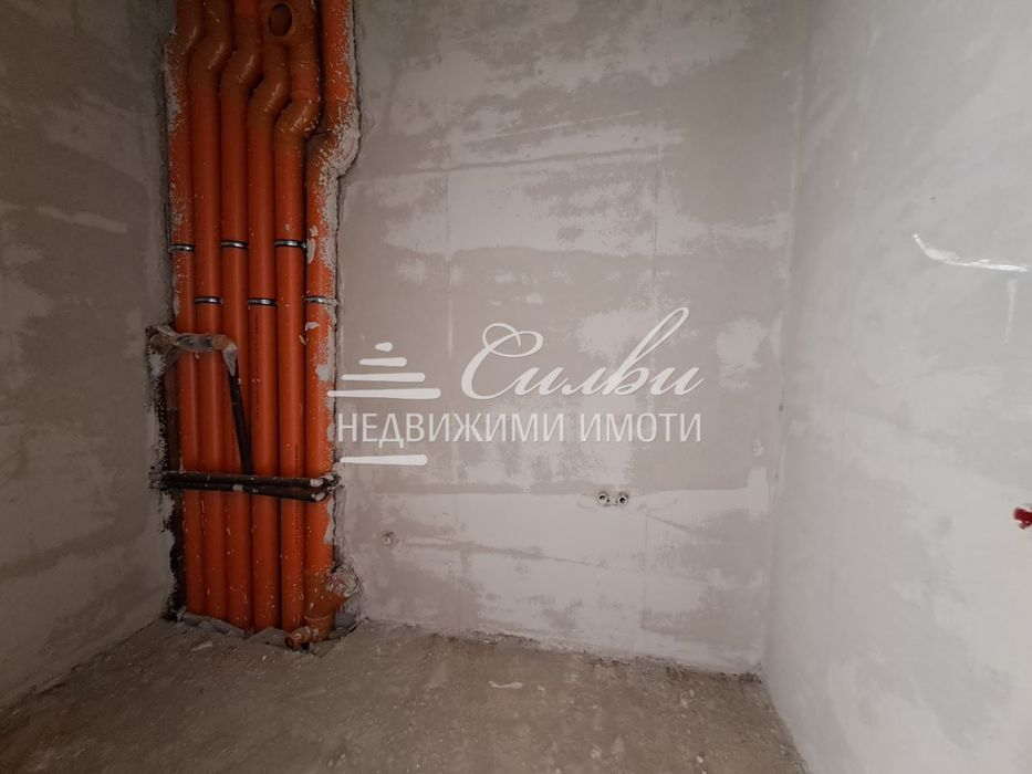 Продава се Тристаен апартамент в Шумен, Тракия - 90 кв.м за 689 €/кв.м - Снимка #6