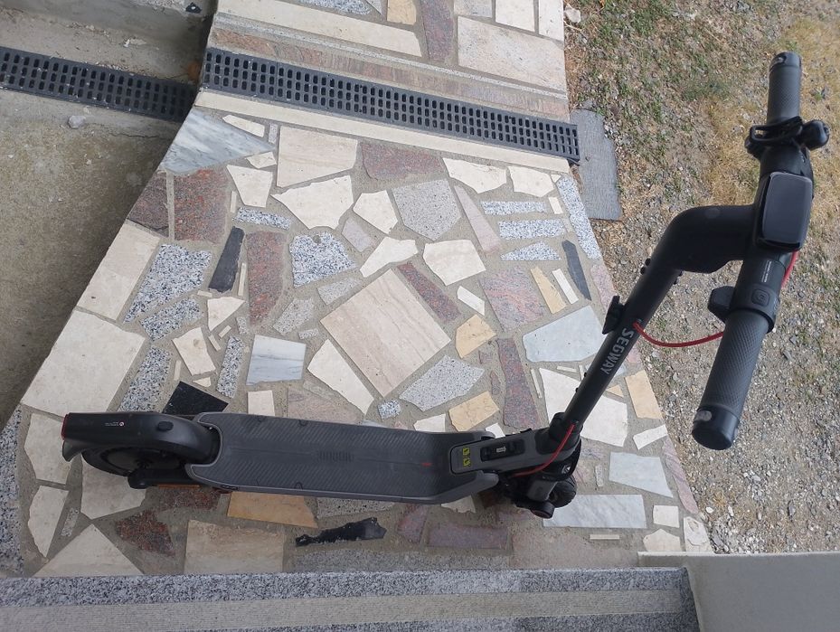 Trotineta electrica ninebot e3e