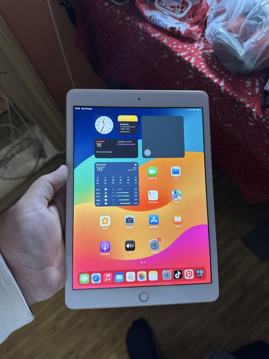 IPad 8th 128GB Rose Gold Impecabila