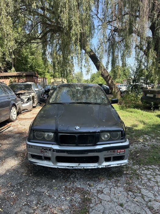 Bmw e36 318i НА ЧАСТИ