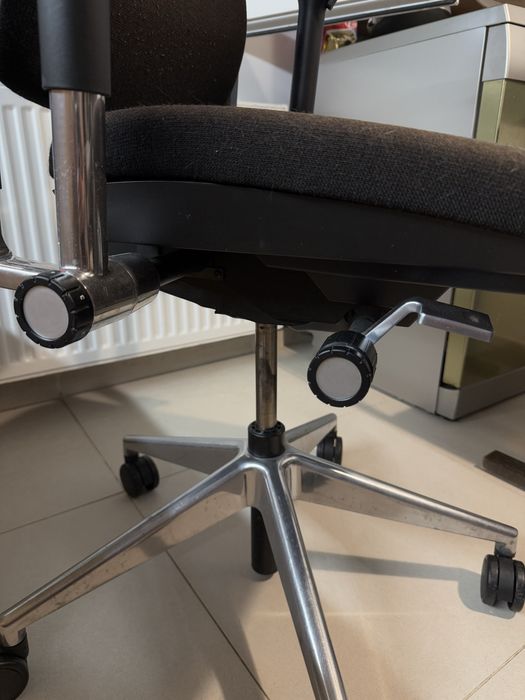 Scaun Ergonomic Steelcase please v2