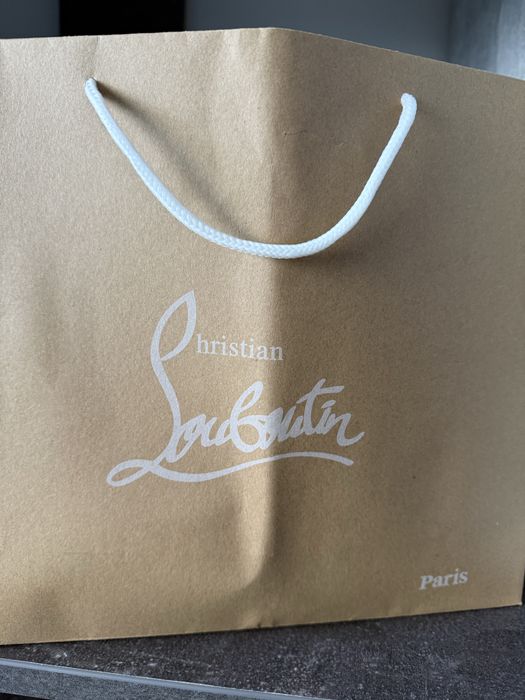 Обувки Louboutin, уникално качество