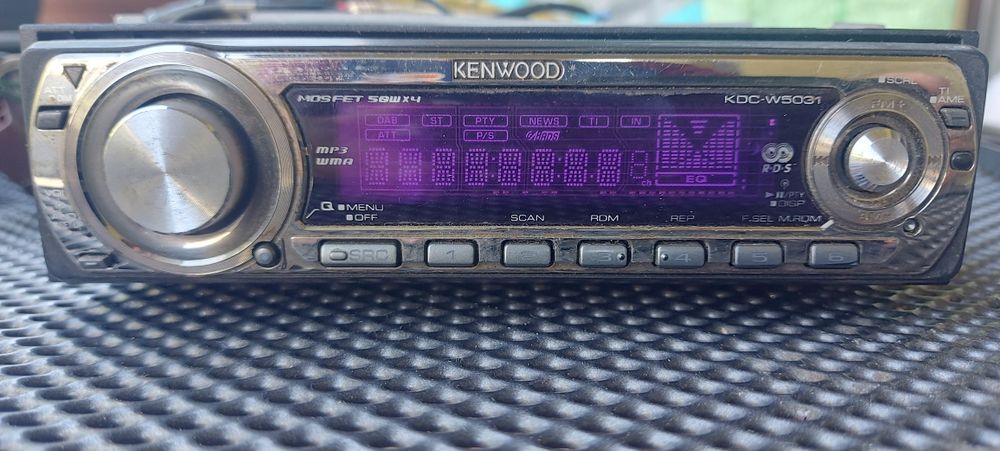 CD audio Kenwood KDC W5031