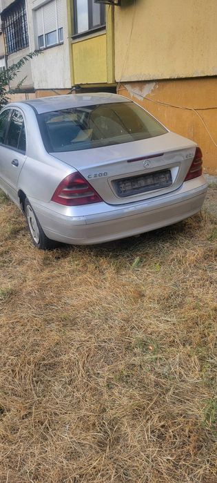 Mercedes c200 на части