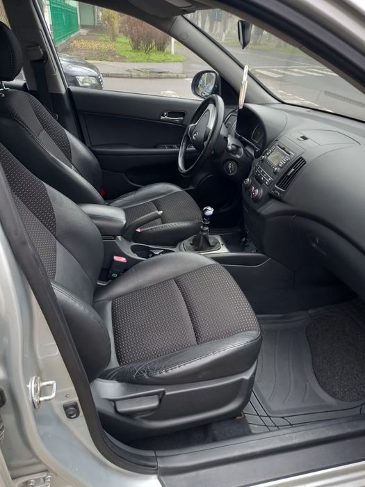 Hyundai I30 Motor 16  Diesel 105 CP Fabricatie 2009