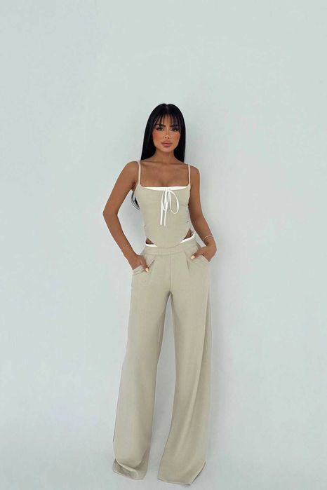 Костюм от две части