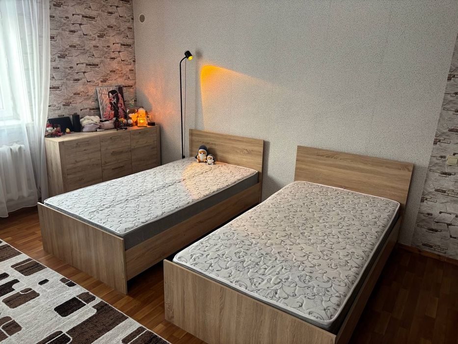 Кровати спальные