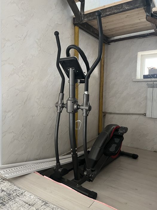 Эллиптический тренажер