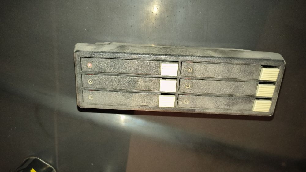 Подкасетник БМВ/bmw Е34/e34, e38/е38 и т.д.