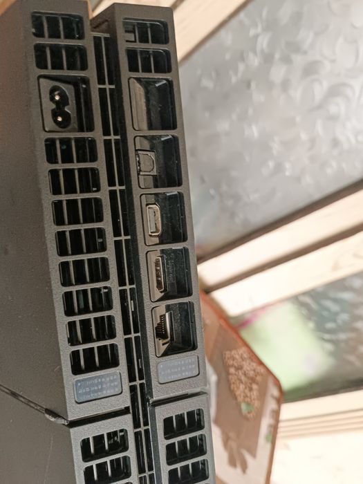 ps 4 fat vzlom boʻlgan 2 ta orginal jostik