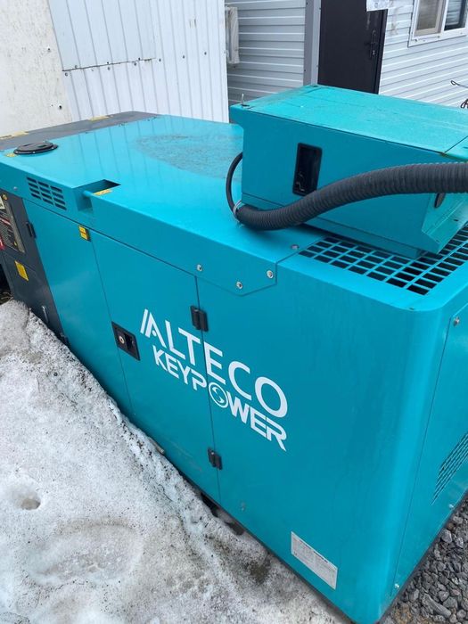 Генератор электростанция дизельная . Срочно продам!