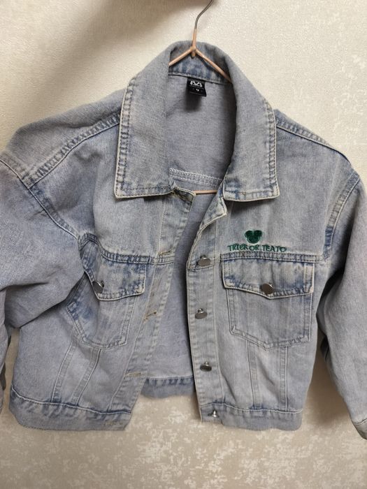 Продают детские вещи