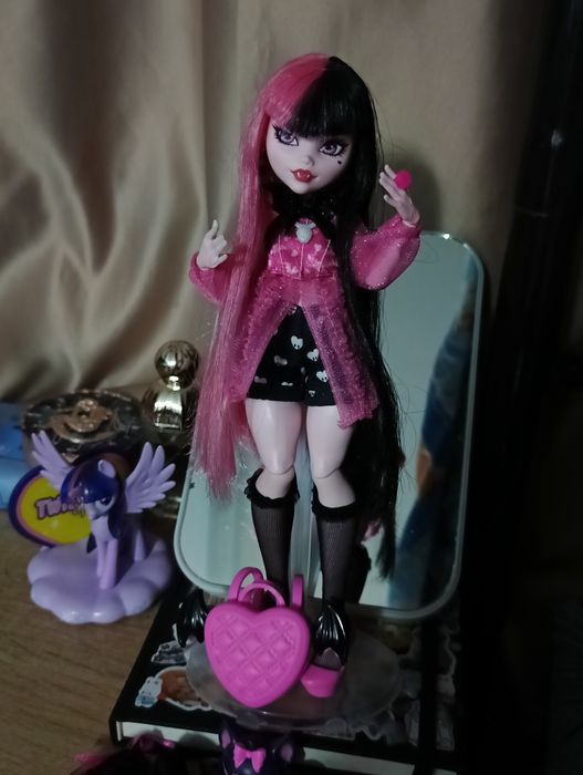 Monster high кукла