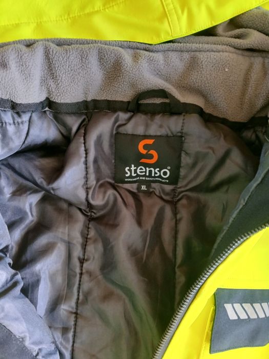 Работни дрехи Stenso - сигнално яке и полугащеризони