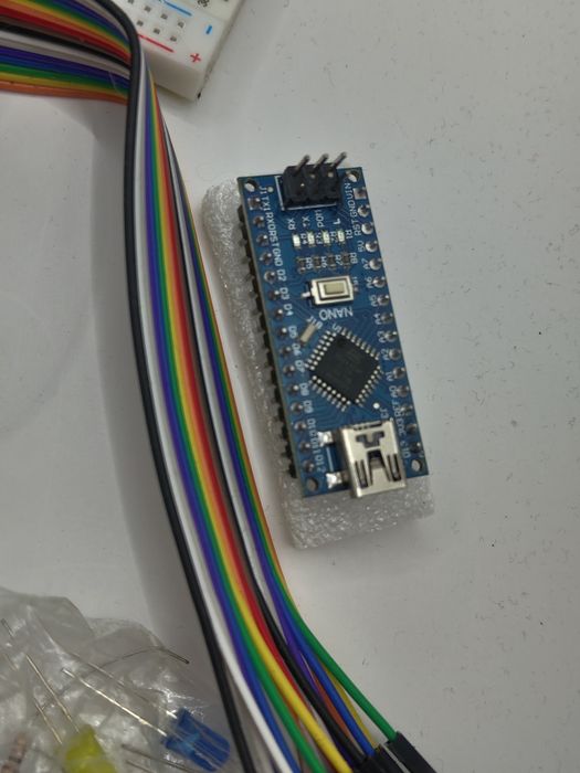 Componente Arduino+ Arduino Nano, Uno