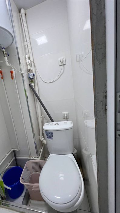 Podval sotiladi Ofis uchun