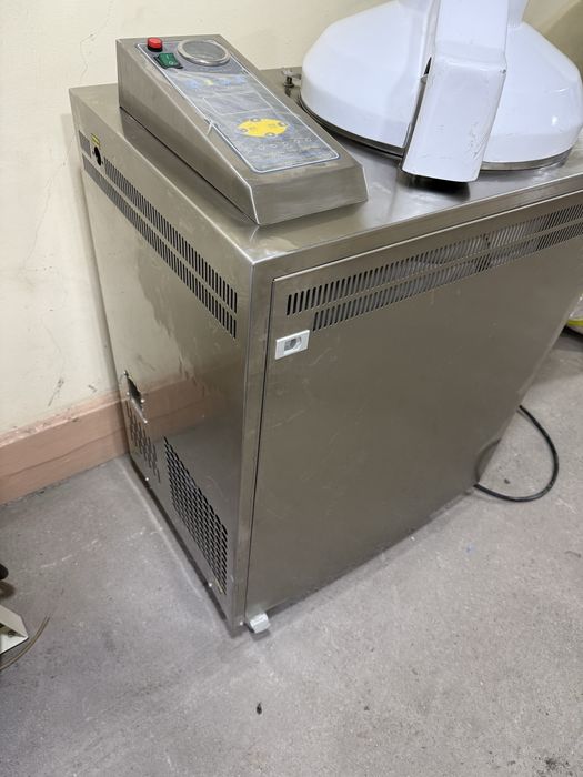 Паровой стерилизатор автоклав обьемом  вк 75 литр