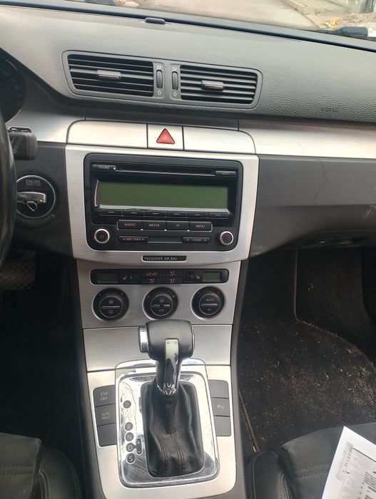 Продавам Volkswagen Passat b6 на части 2.0tdi 170 коня автоматик DSG