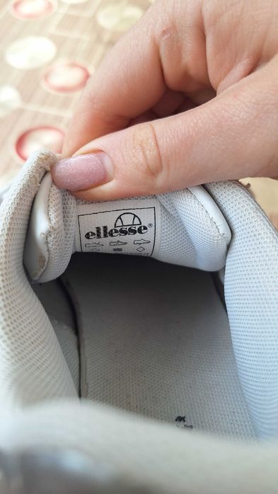 Обувки Ellesse използвани , 39 номер стелка 24,5 см