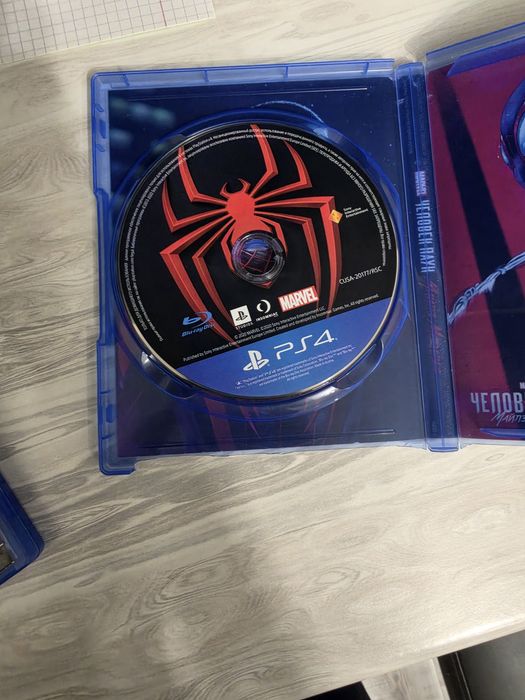 Продаю пс 4 с играми