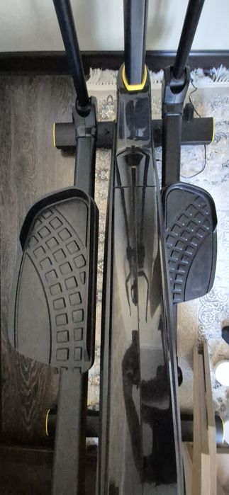 Тренажёр элипс с большим количеством программ