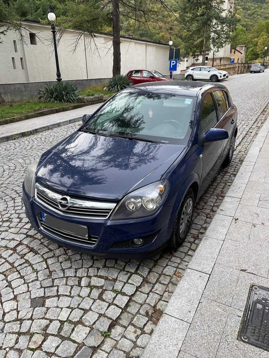 Opel Astra H an 2012, 1.6 benzina + GPL, motor ce necesita reparare