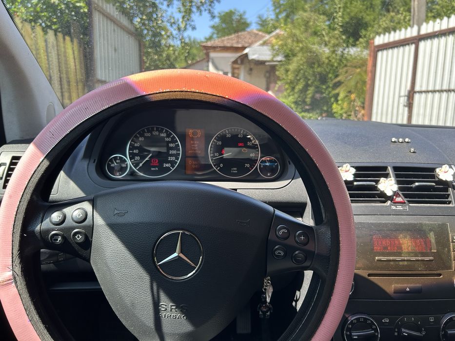 Mercedes-benz A class de vanzare sau dezmembrare