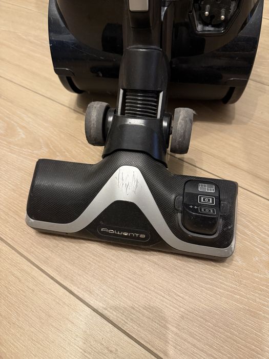 Aspirator fara sac Rowenta Silence Force Cyclonic