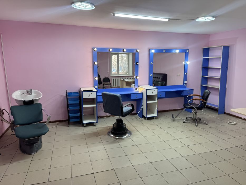 Кресло парикмахерское