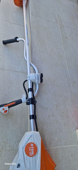 Stihl motocoasă pe acumulator