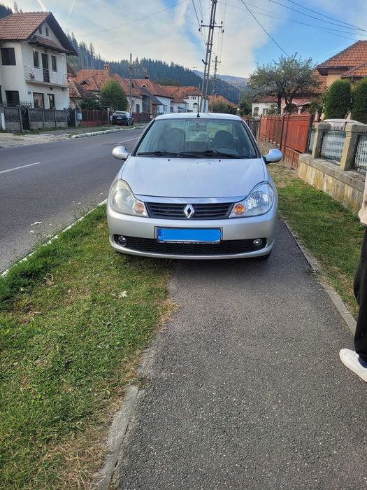 Vând Renault Symbol 2 stare perfectă de funcționare