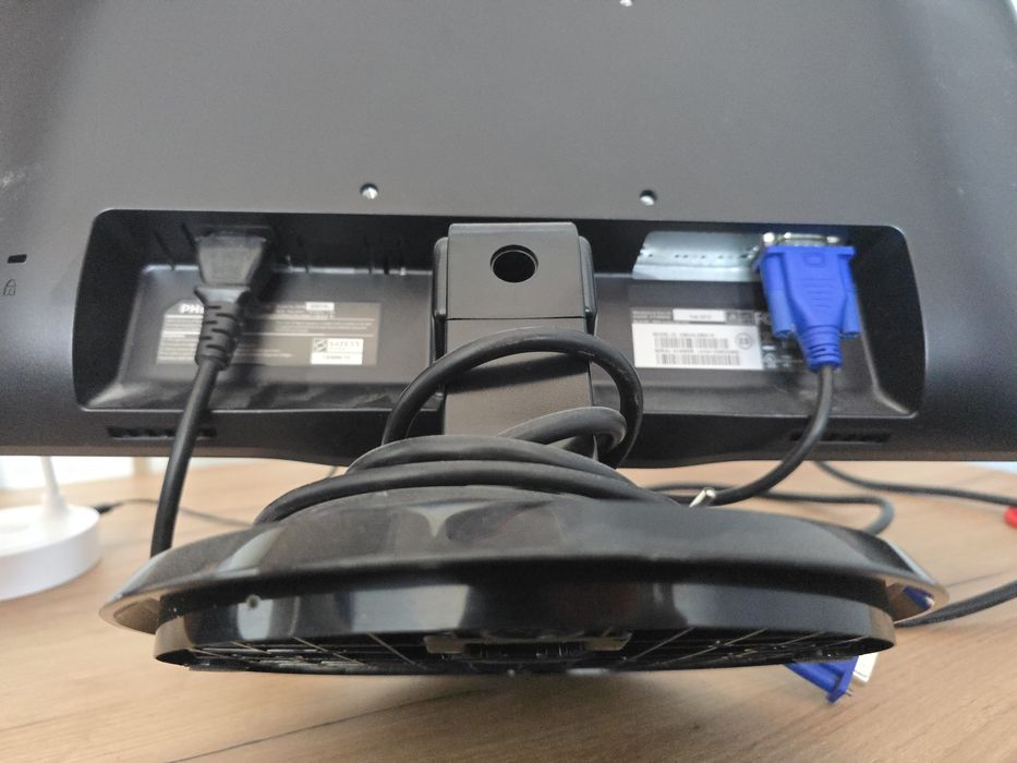 Монитор дл компьютера 22