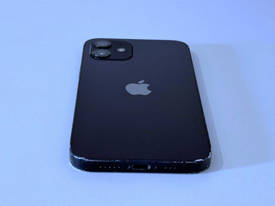 Бартер! iPhone 12 Black (Черен) 77% Батерия.