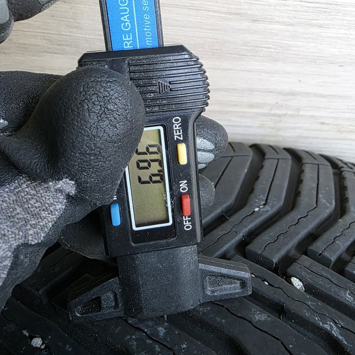 Michelin CrossClimate 2  225 40 18