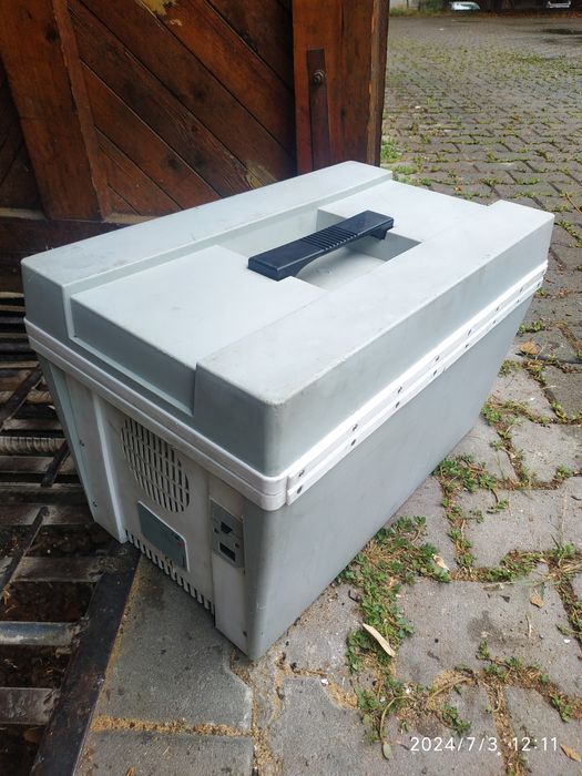 Хладилни кутии по големи и по малки