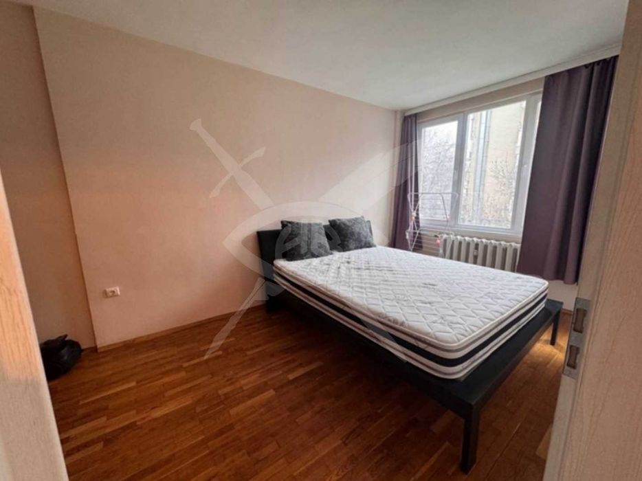 Дава се под наем Двустаен апартамент в София, Иван Вазов - 49 кв.м за 548.25 € - Снимка #2