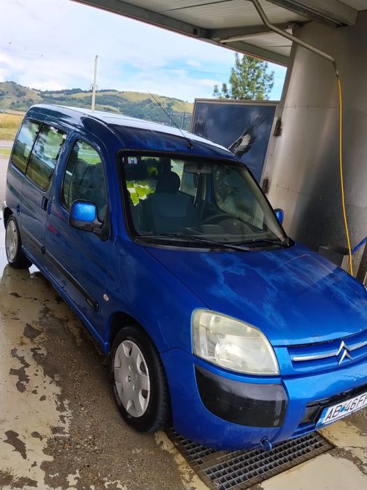Vand citroen berlingo pentru mai multe detalii sunati la  0745911793