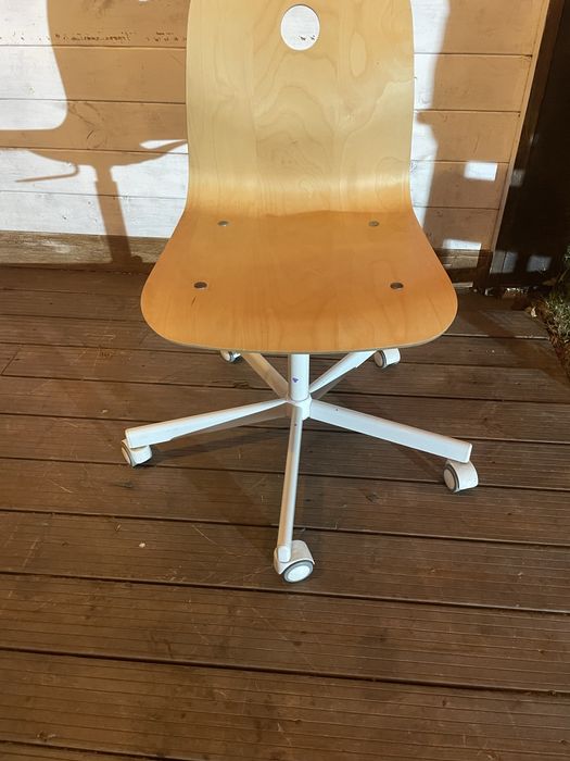 Scaun de birou din lemn