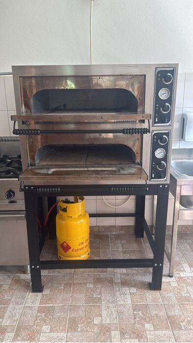 Vand Cuptor profesional pentru pizza – 2 camere, alimentare trifazică