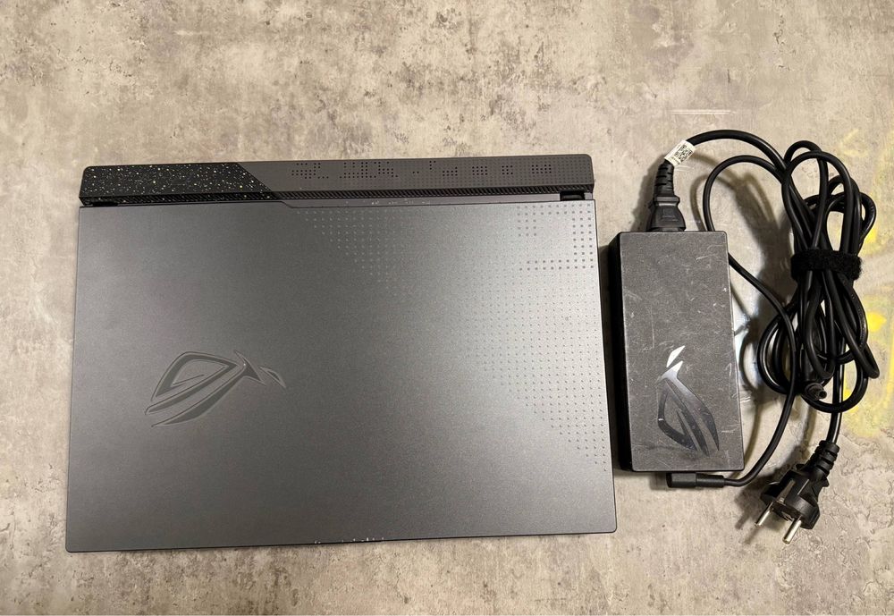 Продам ноутбук ASUS Rog Strix G15 G513